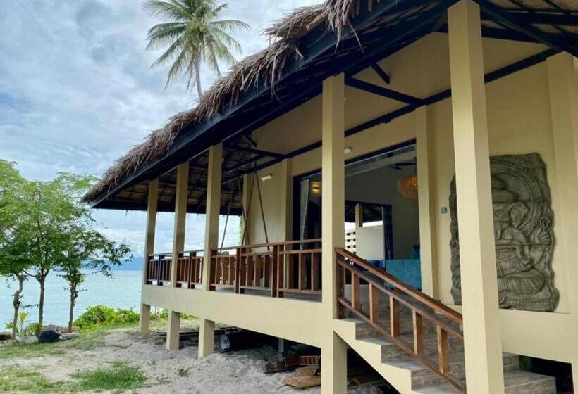 Absolute Beachfront Resort