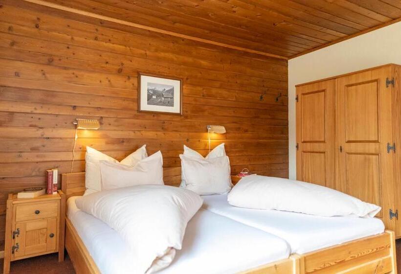 호스텔 Familiehotel La Randulina