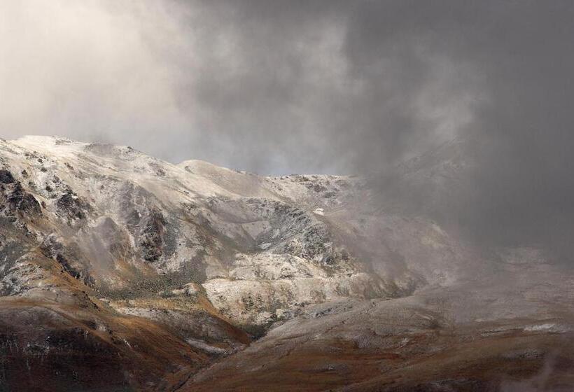 ユースホステル Familiehotel La Randulina