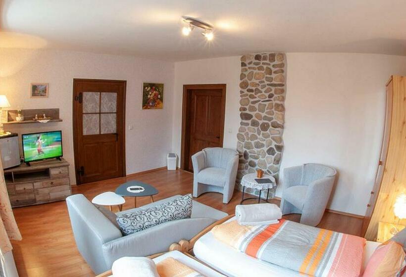 Alte Schule Café Und Pension