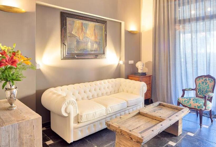 住宿加早餐  A Mare Luxury Rooms