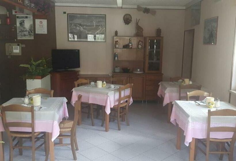 住宿加早餐  Affittacamere Entreves