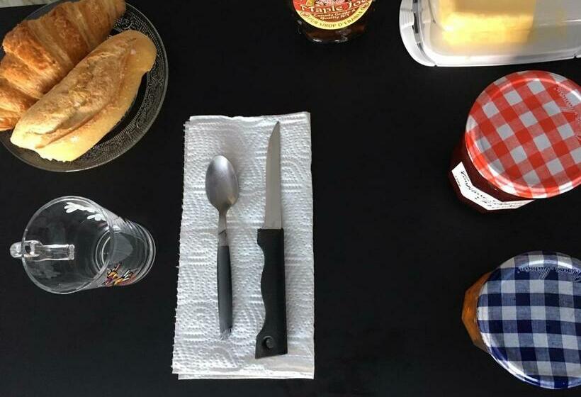 민박 La Chambre Rose