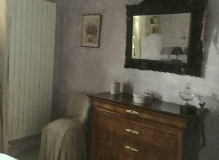 Bed and Breakfast Oustau De Piera