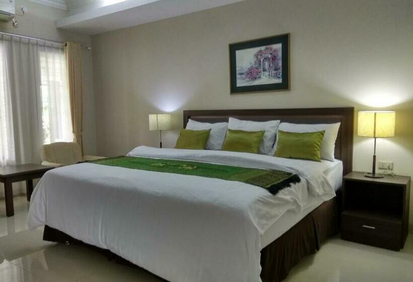 Bed and Breakfast Puri Ratna Joewita