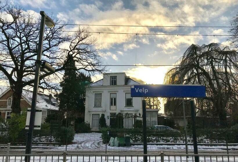 تختخواب و صبحانه Villa Dalenstein