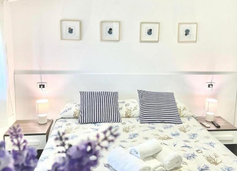 مبيت وإفطار Villa Laregina