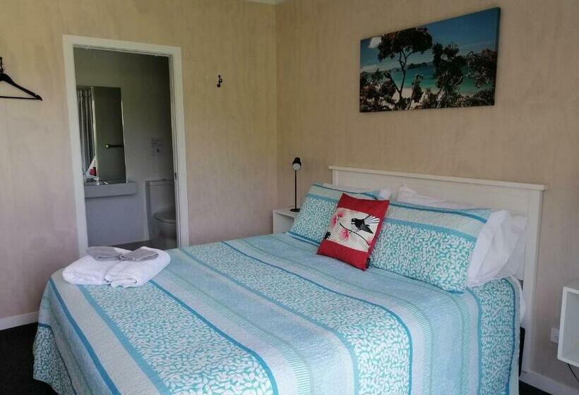 Hot Water Beach Lookout B&b