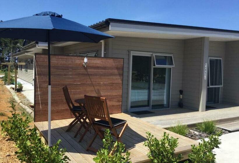 Hot Water Beach Lookout B&b