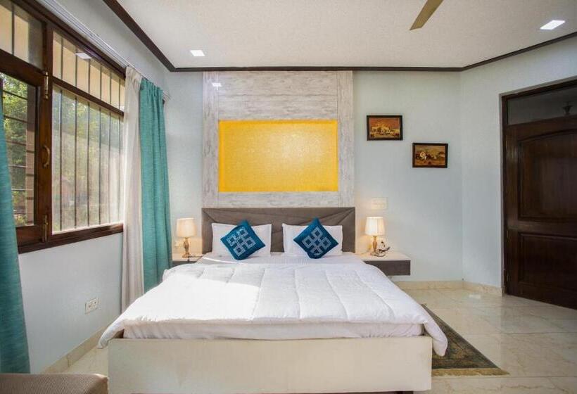 Отель Avanti Retreat Farm Stay