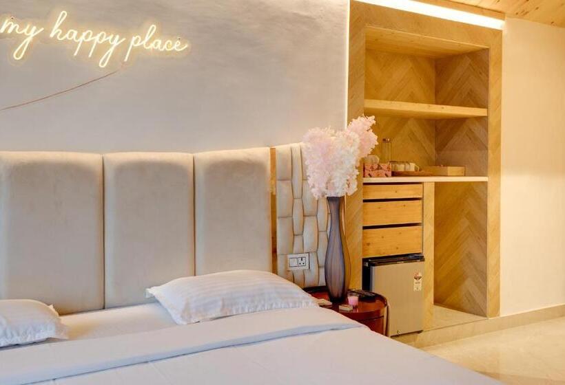 Отель Avanti Retreat Farm Stay