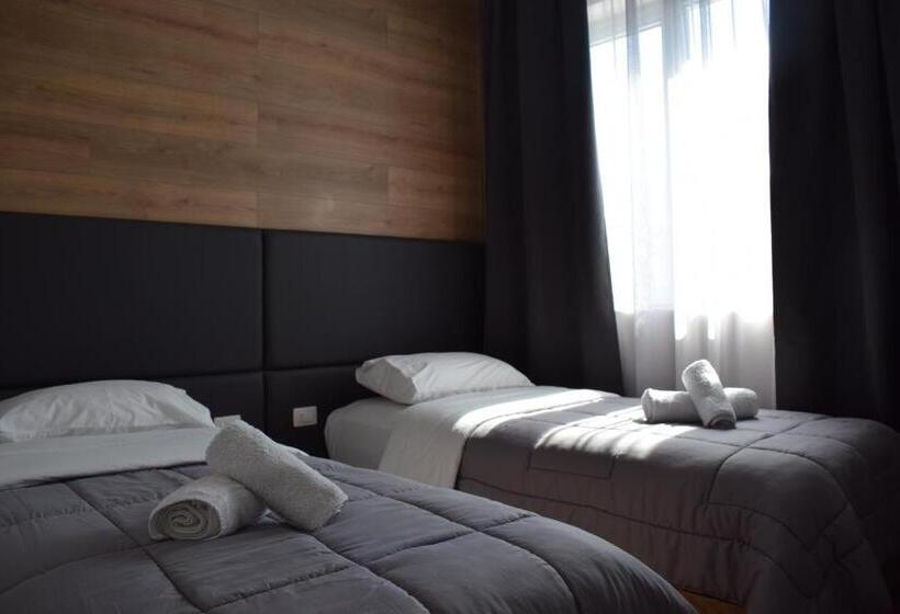 Отель Bluepoint