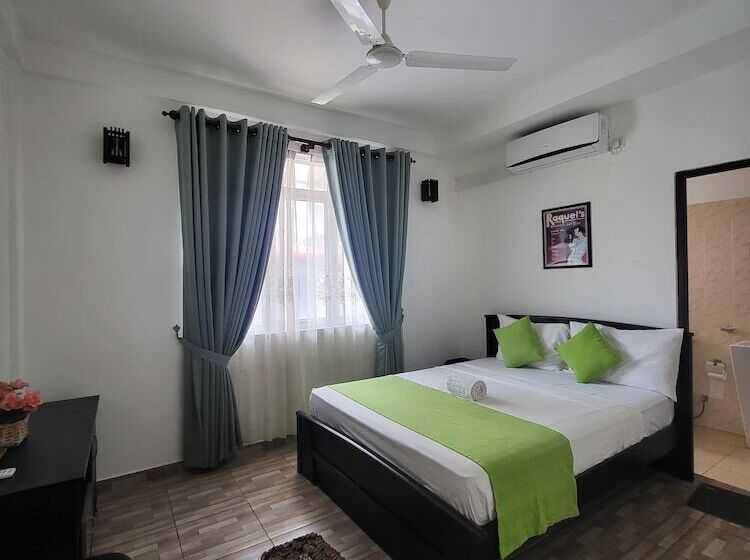 ホテル Canela Villa