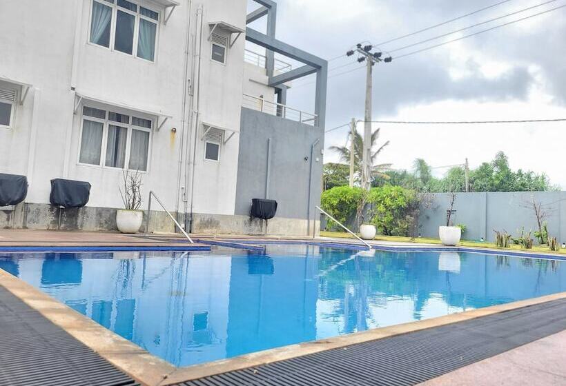 ホテル Canela Villa