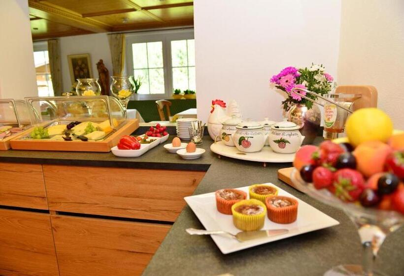 فندق Garni Ingeborg