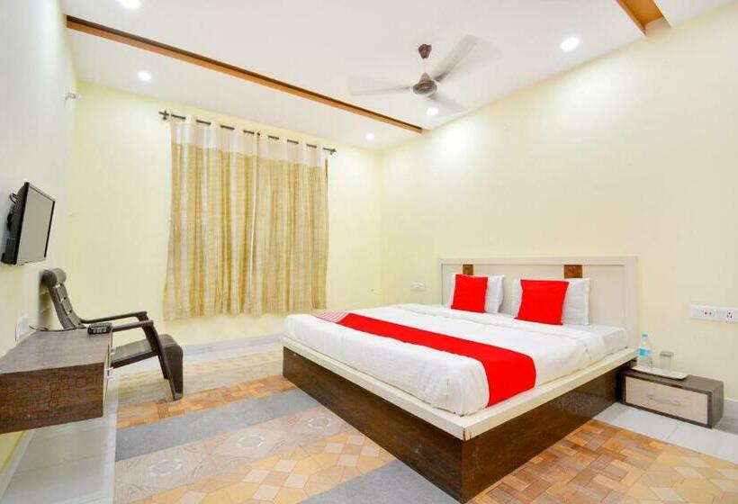 ホテル Oyo 42769 Vij Guest House