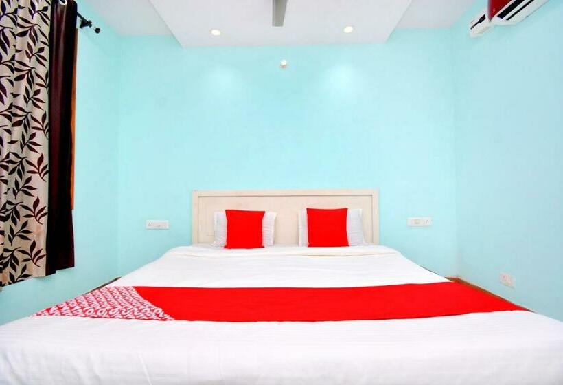 ホテル Oyo 42769 Vij Guest House
