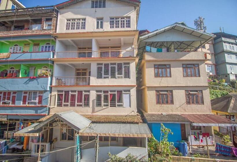 فندق O Nourpem Residency