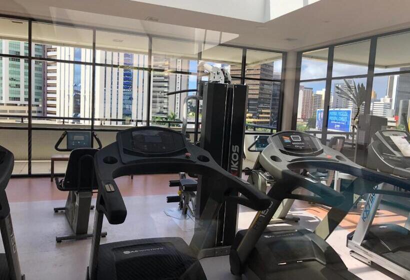 هتل Studio Particular Em