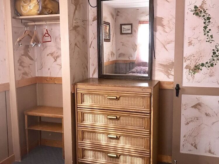 모텔 Black Hills Cabins At Quail S Crossing