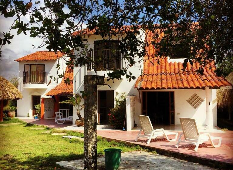 Пансион Criollo Beach Camp