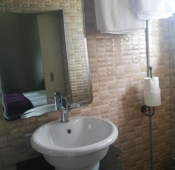 膳宿费 Olu Guest Lodge