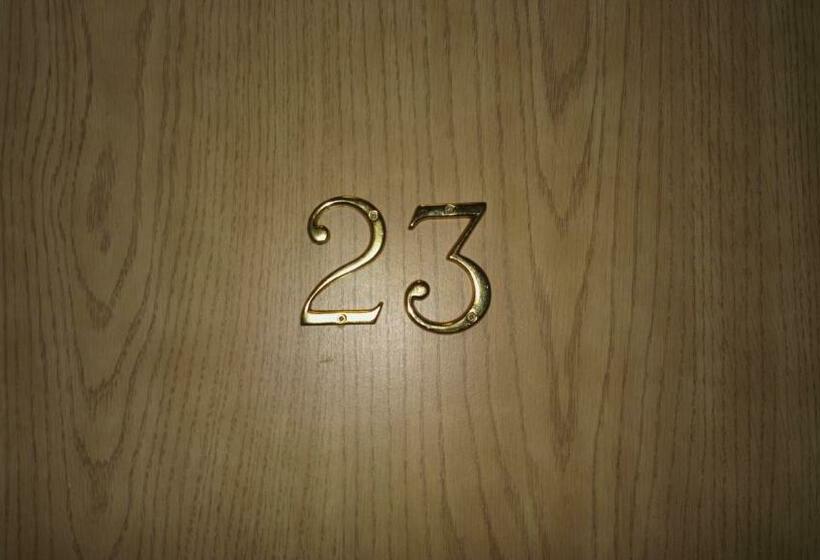 膳宿费 Penzion Lada