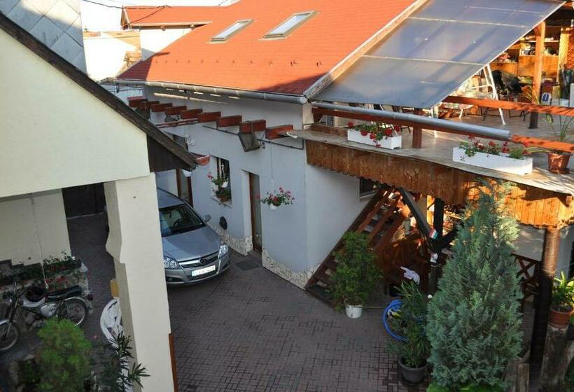 ペンション Szent György Vendégház