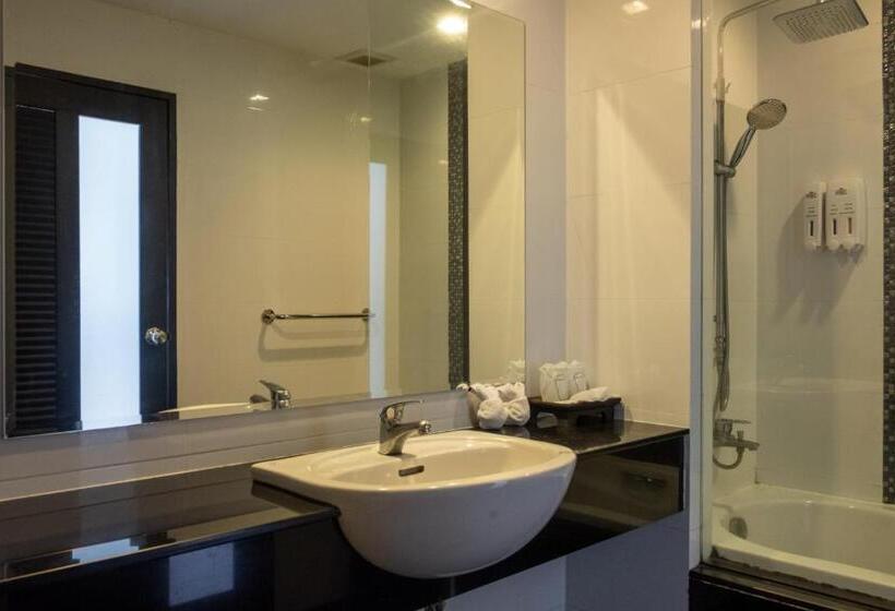 리조트 Rawai Paradise