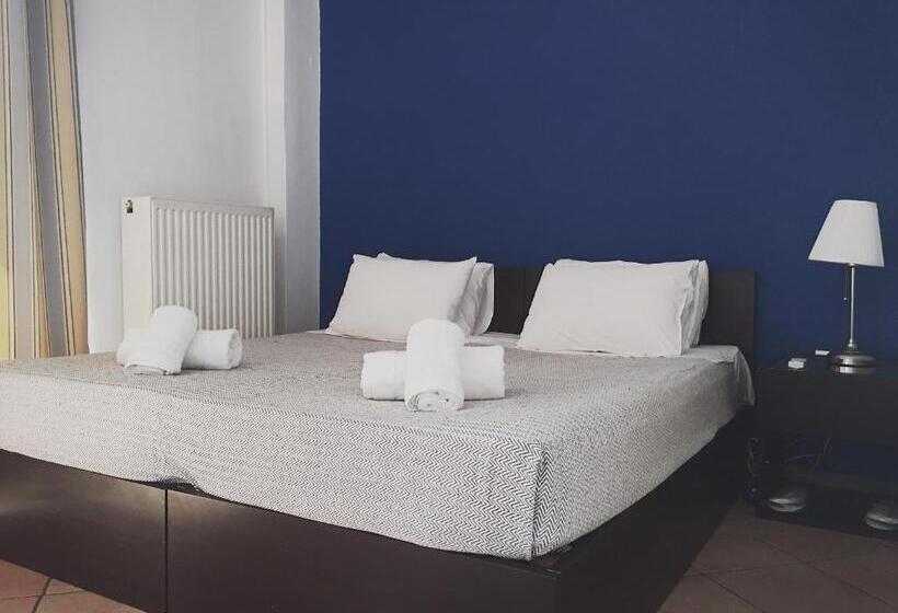 Mc Queen Rooms & Apartments