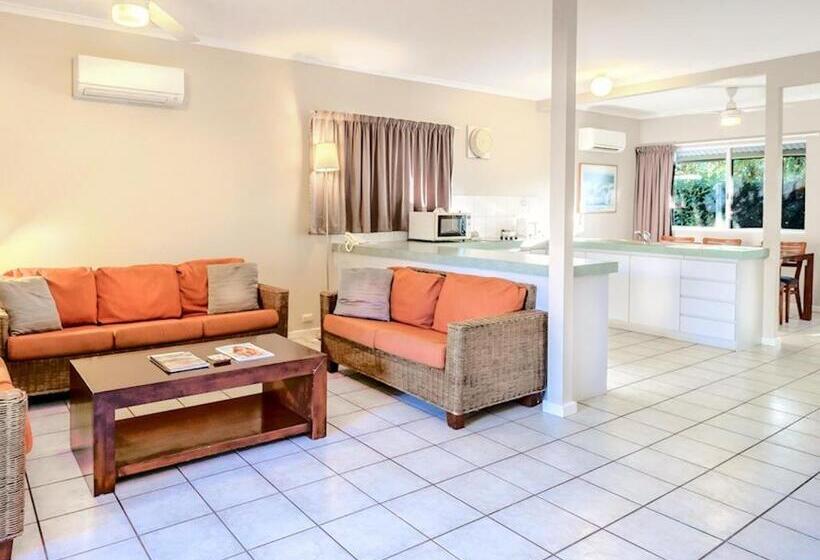 Cable Beachside Villas