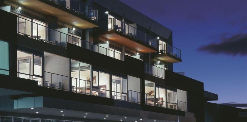 בית מלון כפרי St Kilda Central Apartments