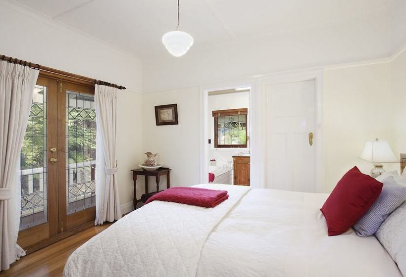 فندق Adeline Bed And Breakfast