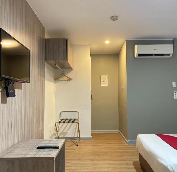 Anex Hotel Near Us Embassy