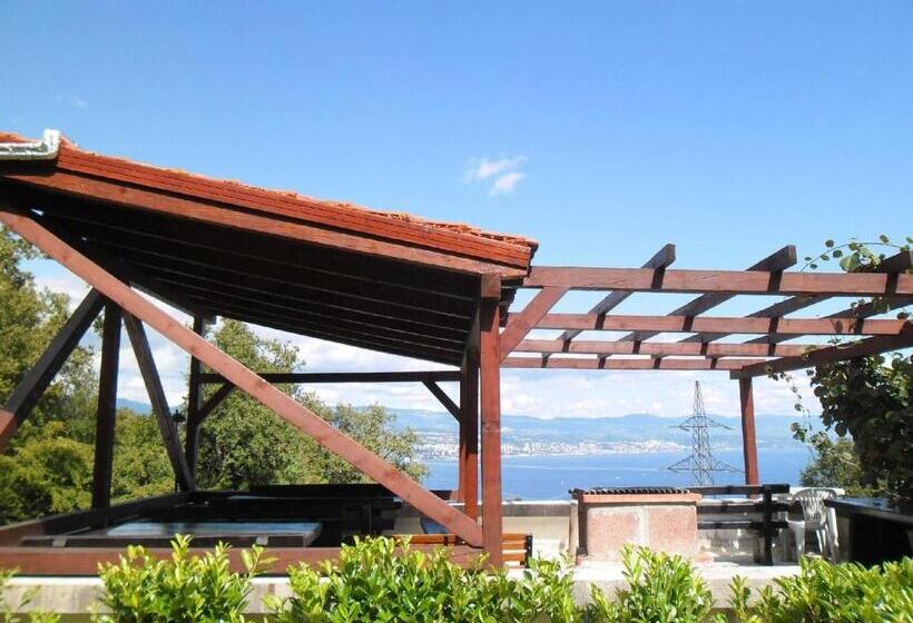 فندق Apartment Biro Kestenovi