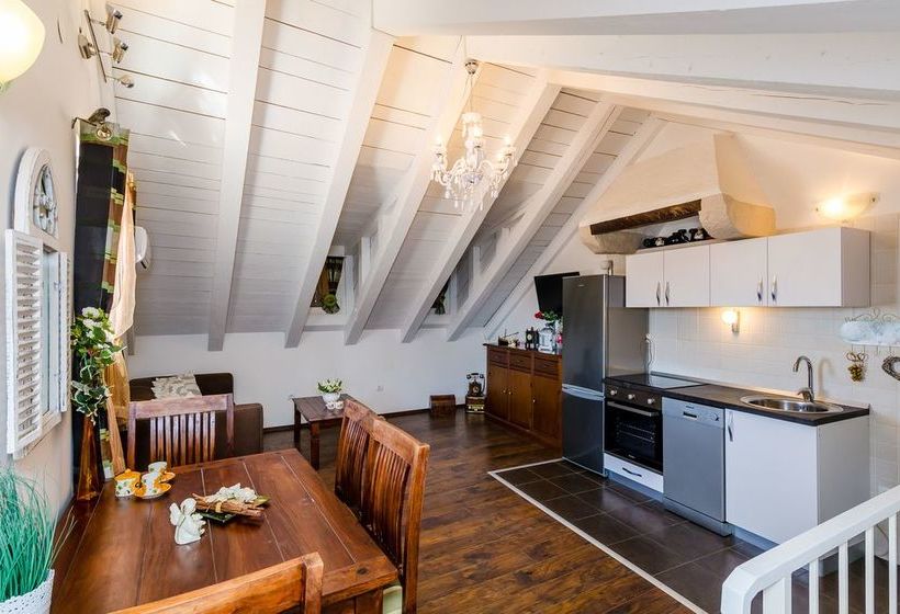 酒店 Apartments Plaza