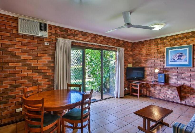 هتل Bayside Holiday Apartments