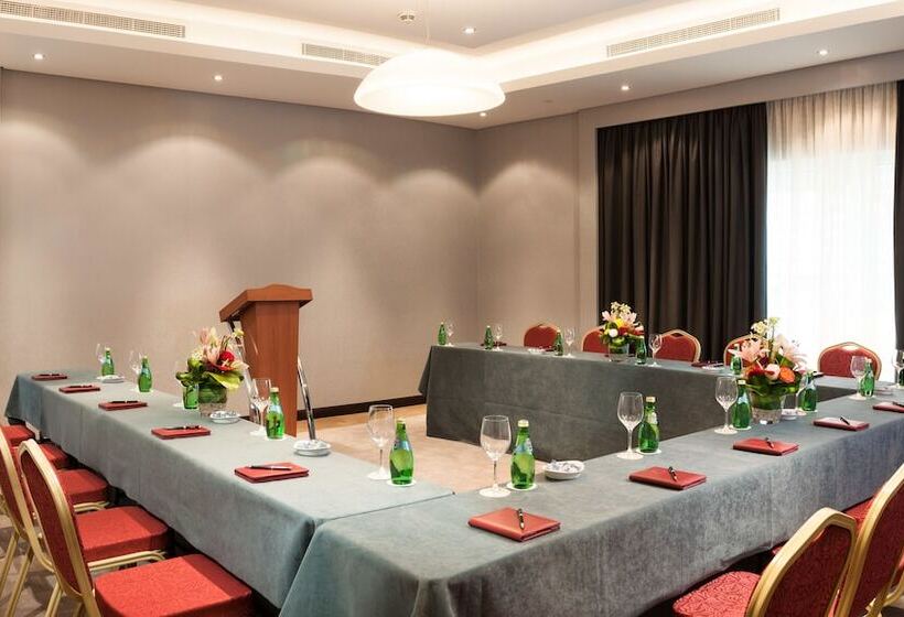 هتل Carlton Downtown