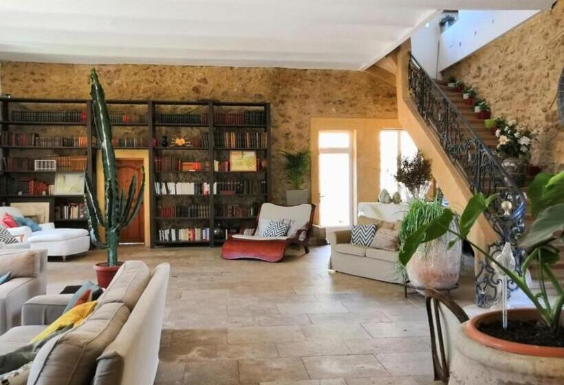 호텔 Chambre D Hôtes Au Domaine Du Soleil Couchant