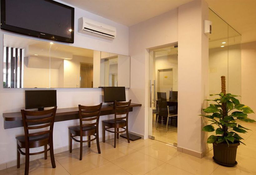 בית מלון כפרי Ciq Jalan Lumba Kuda