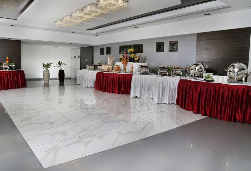 ホテル Country Inn & Suites By Radisson Navi Mumbai