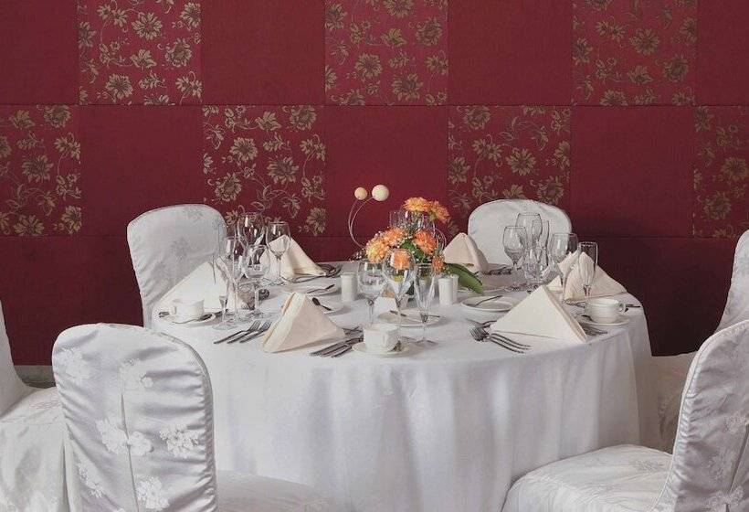 ホテル Country Inn & Suites By Radisson Navi Mumbai