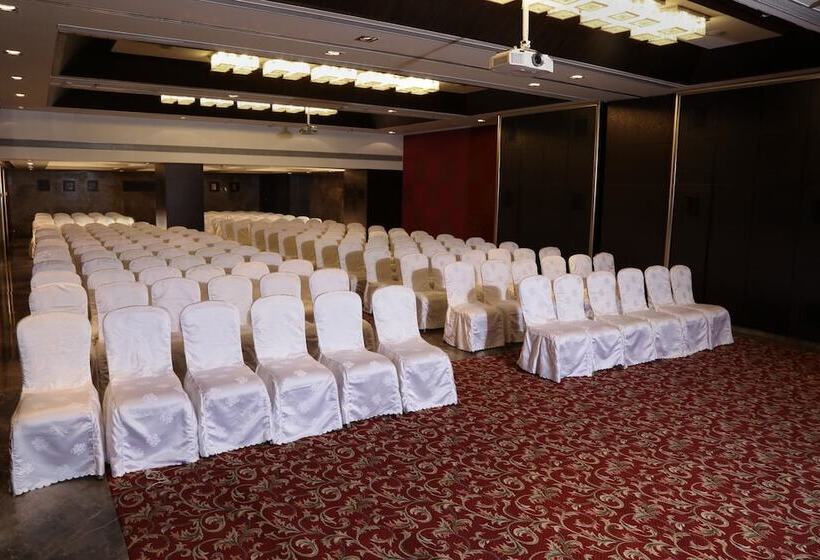 ホテル Country Inn & Suites By Radisson Navi Mumbai