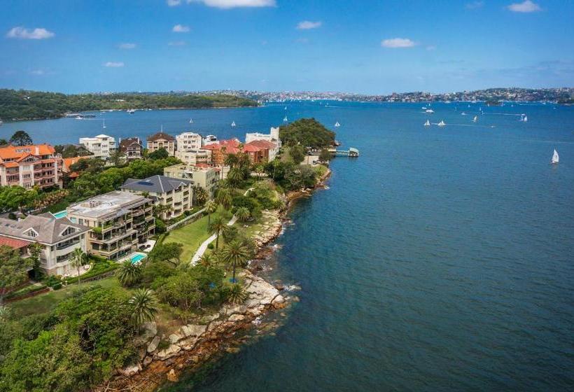 هتل Cremorne Point Manor