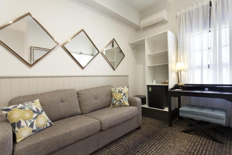 هتل Cremorne Point Manor