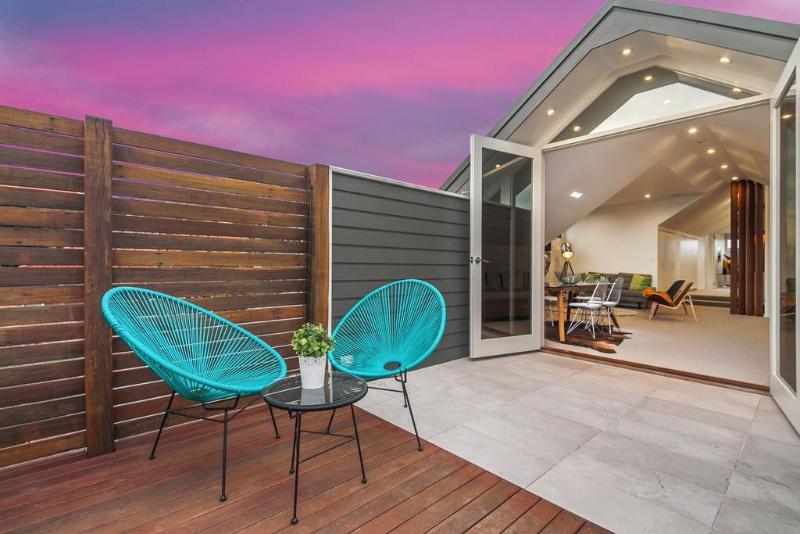 هتل Cremorne Point Manor