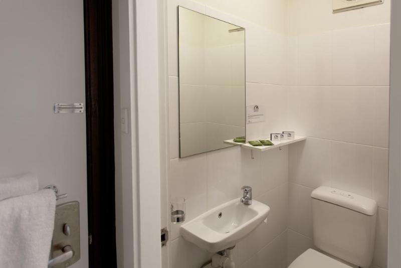 هتل Cremorne Point Manor