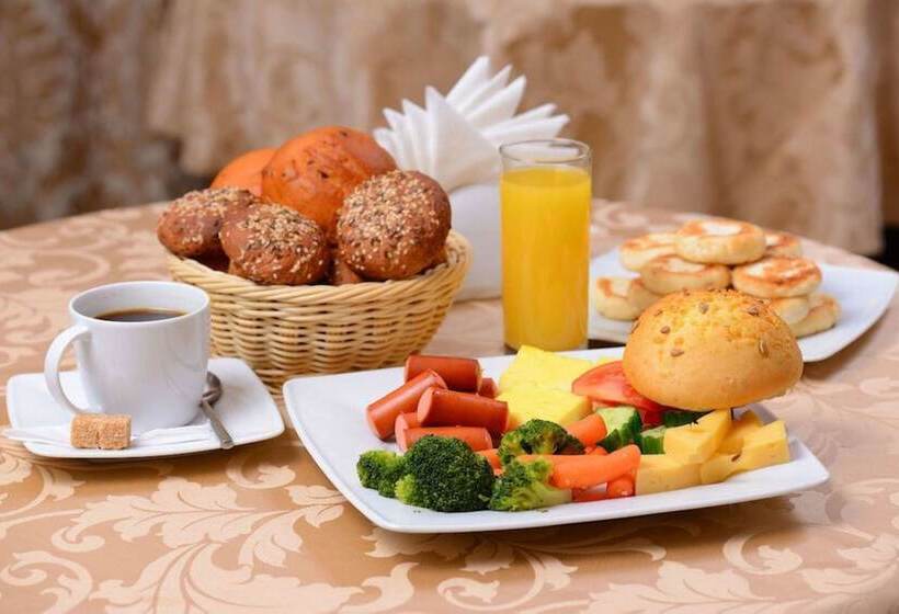 호텔 Cronwell Inn Stremyannaya