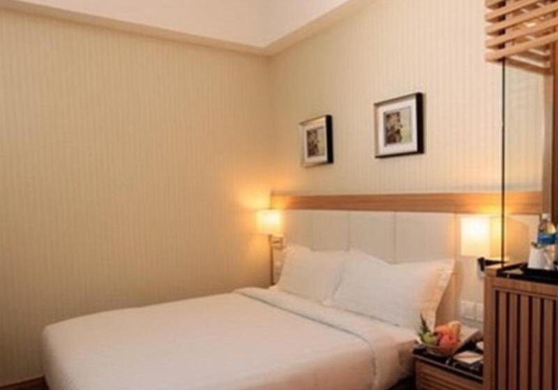 فندق Crown Garden