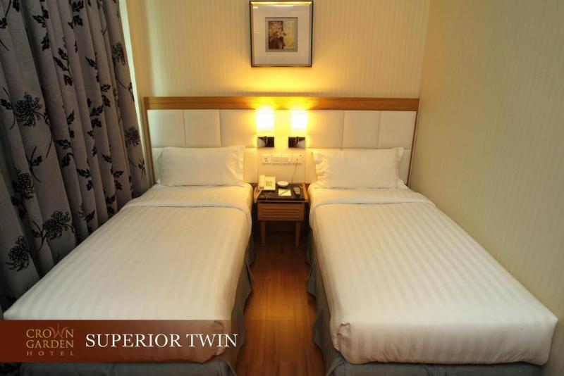فندق Crown Garden